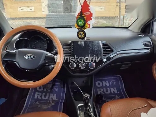 Kia Picanto 2016 Silver Used for Sale - 3