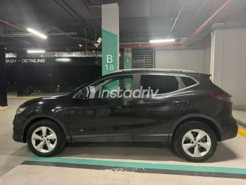 نيسان قشقاي 2021 أبيض مستعملة للبيع - 2