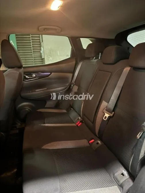 نيسان قشقاي 2021 أبيض مستعملة للبيع - 3