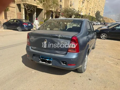 رينو لوجان 2011 بترولي مستعملة للبيع - 2