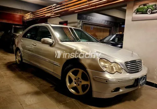 Mercedes C 200 2003 Silver Used for Sale - 2