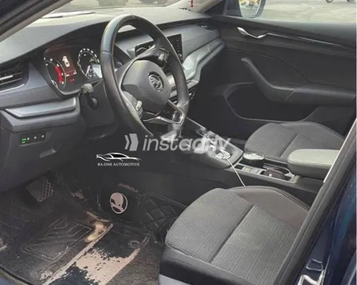 Skoda Octavia A8 2022 White Used for Sale - 3