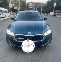 سكودا اوكتافيا A8 2022 أبيض مستعملة للبيع