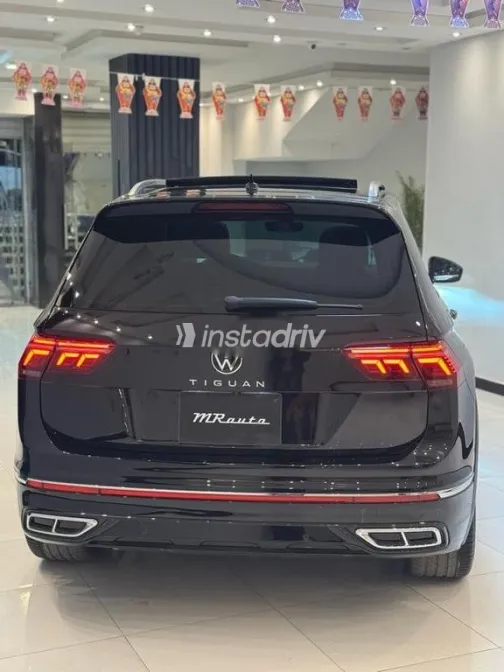 فولكس فاغن تيجون 2022 أسود مستعملة للبيع - 5
