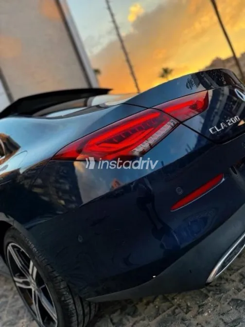 مرسيدس CLA 200 2022 أزرق غامق مستعملة للبيع - 5