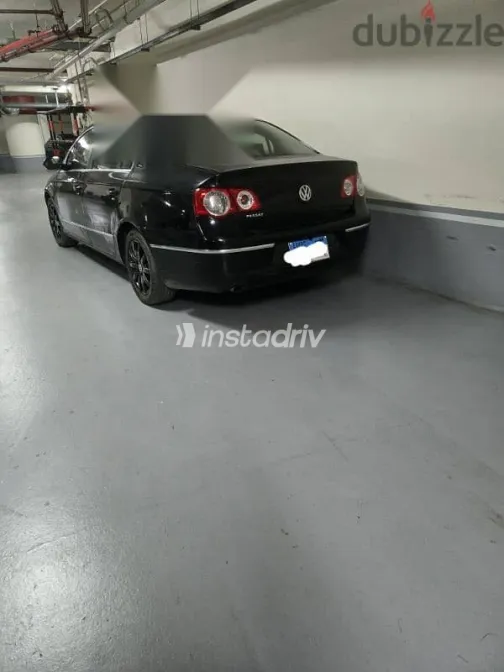 فولكس فاغن باسات 2007 أسود مستعملة للبيع - 2
