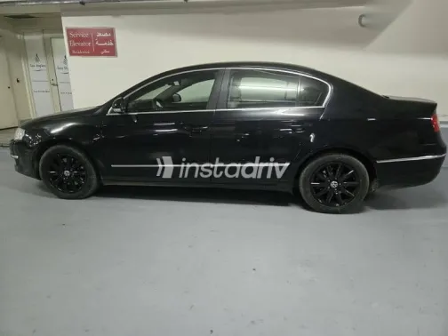 فولكس فاغن باسات 2007 أسود مستعملة للبيع - 3