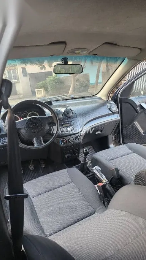 شيفروليه افيو 2013 رمادي مستعملة للبيع - 5