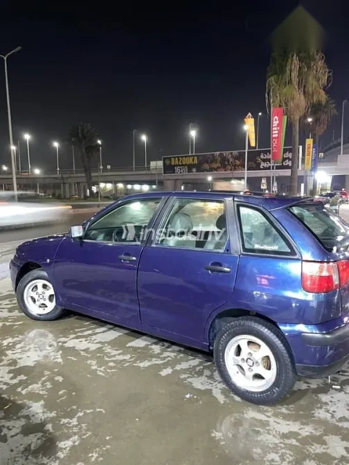 سيات ابيزا 2001 أزرق غامق مستعملة للبيع - 3