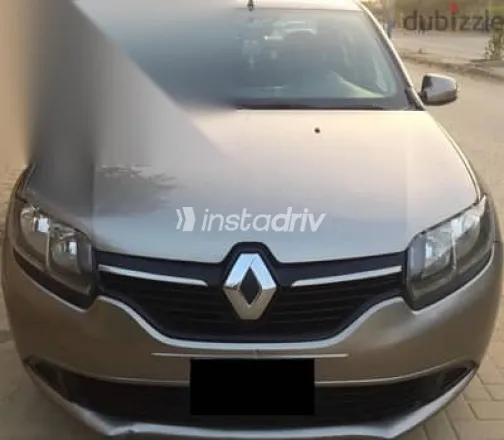Renault Logan 2016 Gold Used for Sale - 1