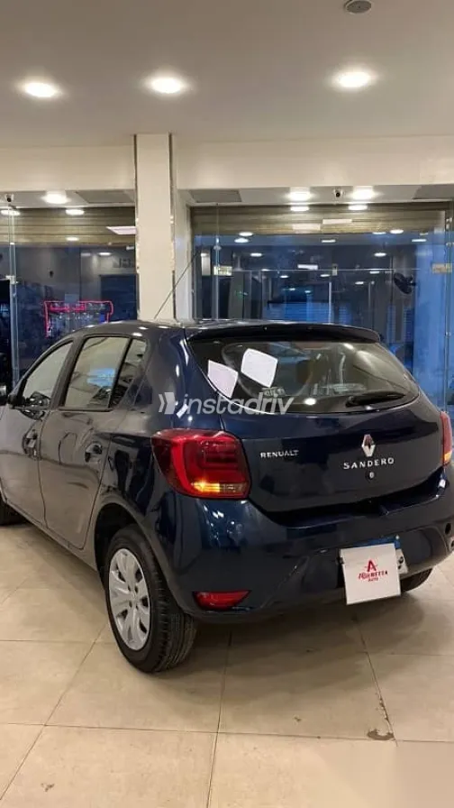 Renault Sandero 2017 Dark Blue Used for Sale - 8