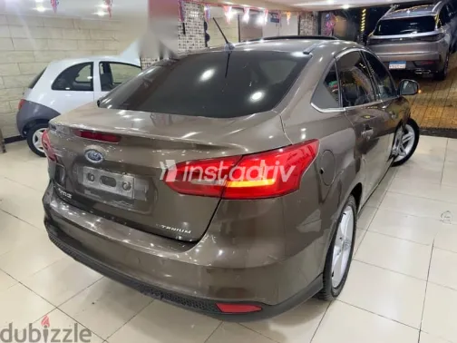 Ford Focus 2018 Brown Used for Sale - 5