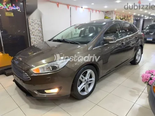 Ford Focus 2018 Brown Used for Sale - 6