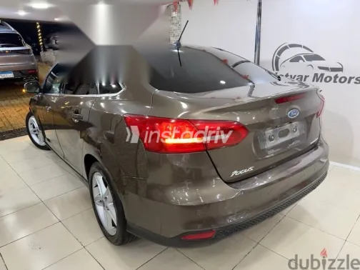 Ford Focus 2018 Brown Used for Sale - 8