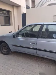 بيجو 405 2003 أزرق غامق مستعملة للبيع