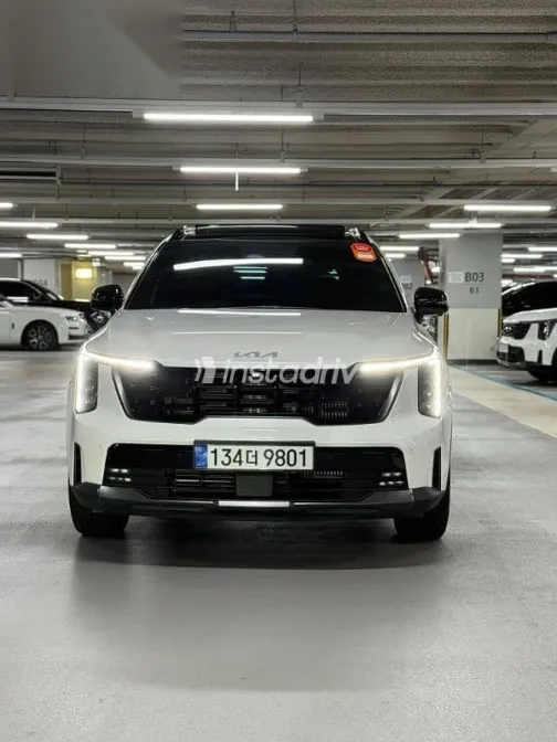 كيا سورينتو 2024 أبيض مستعملة للبيع - 1