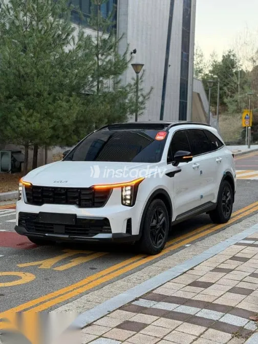 كيا سورينتو 2024 أبيض مستعملة للبيع - 6