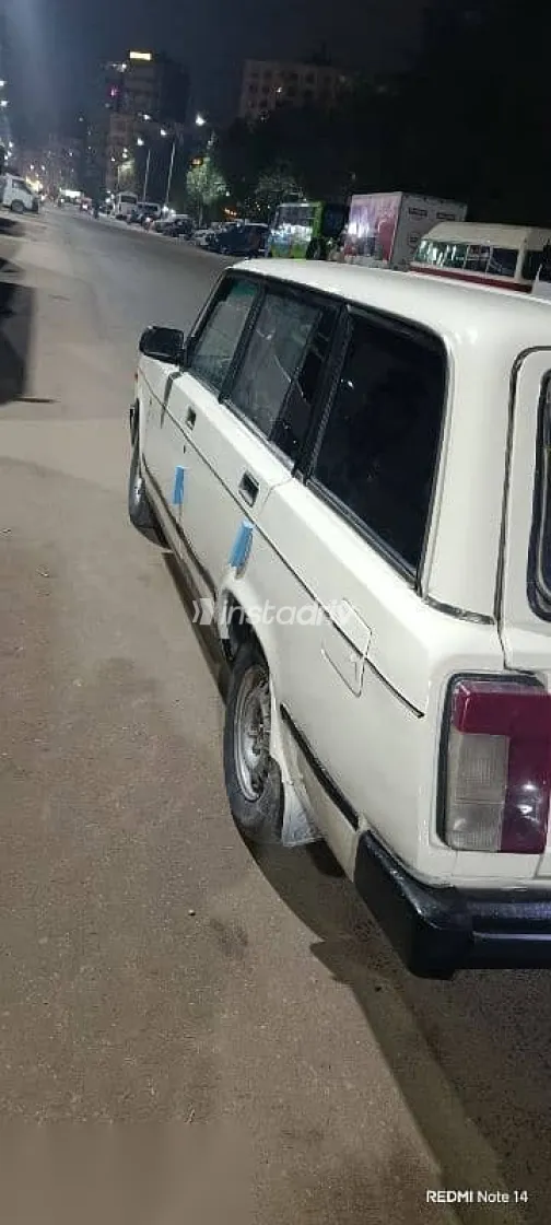 لادا 2104 1993 أبيض مستعملة للبيع - 2