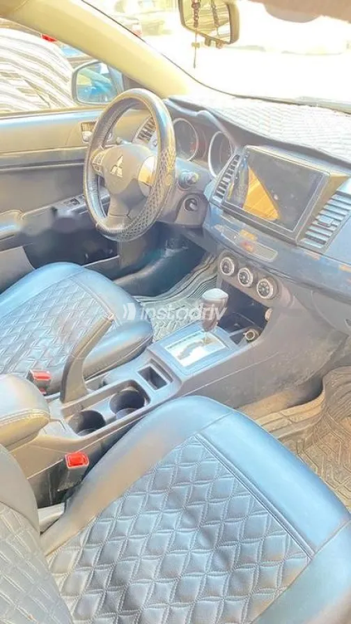 ميتسوبيشي لانسر اى اكس شارك 2016 رمادي غامق مستعملة للبيع - 5