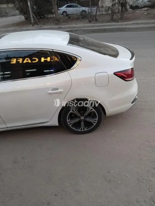 MG 6 2022 White Used for Sale - 3