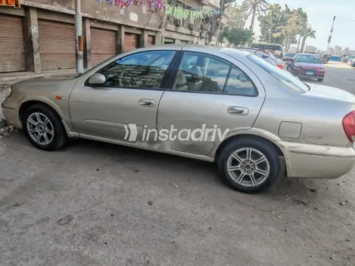 نيسان صنى 2007 ذهبي مستعملة للبيع - 3