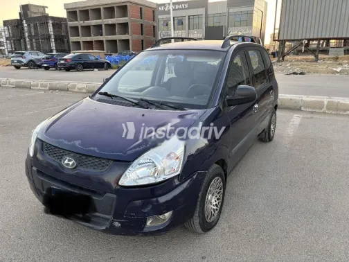 هيونداي ماتريكس 2009 أزرق غامق مستعملة للبيع - 1