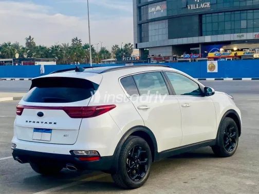Kia Sportage 2022 White Used for Sale - 4