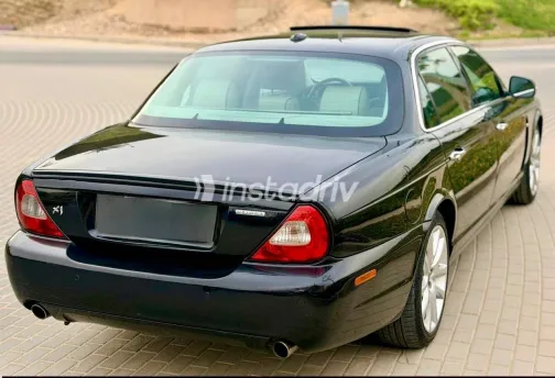 Jaguar XJ 2009 White Used for Sale - 4