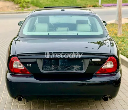 Jaguar XJ 2009 White Used for Sale - 7