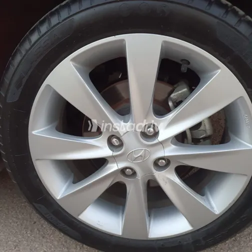 Hyundai Accent 2025 White Used for Sale - 2