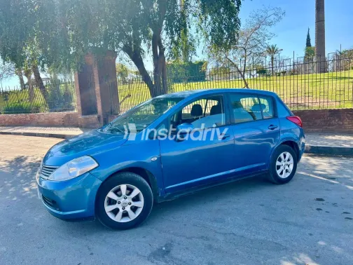 نيسان تيدا 2007 أبيض مستعملة للبيع - 4