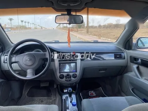 شيفروليه أوبترا 2014 رمادي مستعملة للبيع - 4