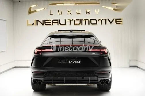 Lamborghini Urus 2022 Black Used for Sale - 2
