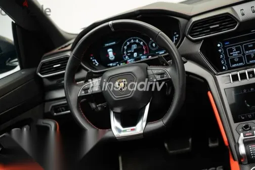 Lamborghini Urus 2022 Black Used for Sale - 10