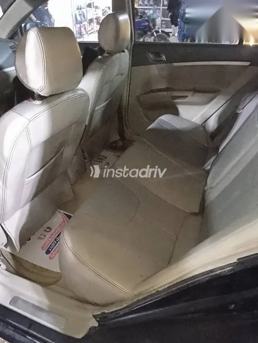 جيلي امجراند 2014 أسود مستعملة للبيع - 3