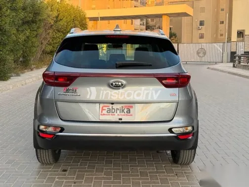 كيا سبورتاج 2022 فضي مستعملة للبيع - 6