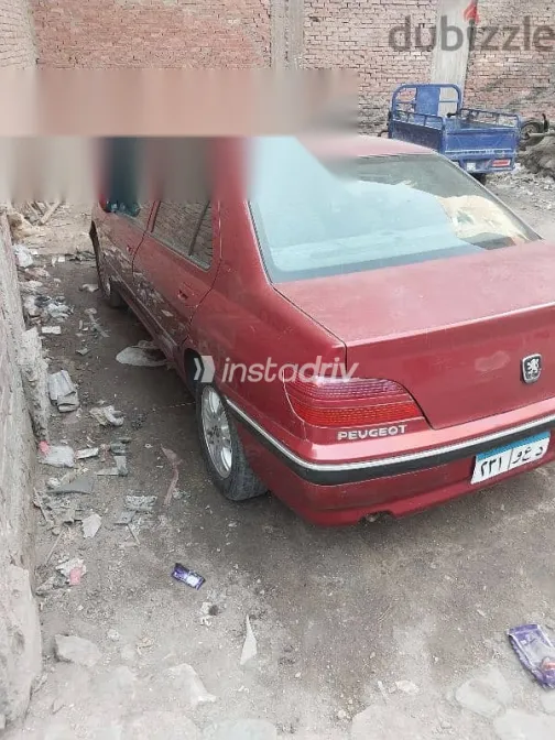 Peugeot 406 2004 Red Used for Sale - 10