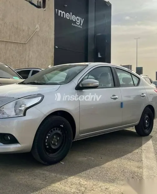 نيسان صنى 2026 فضي جديدة للبيع - 2