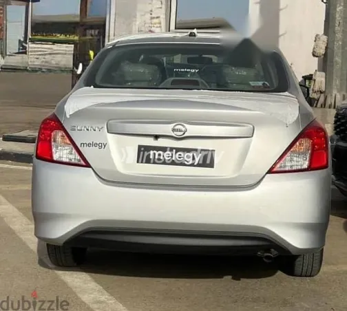 نيسان صنى 2026 فضي جديدة للبيع - 3