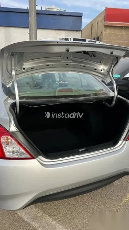 نيسان صنى 2026 فضي جديدة للبيع - 8