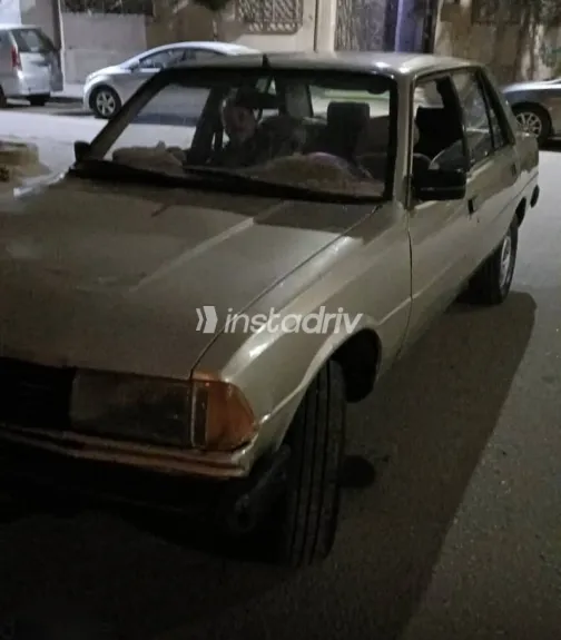 بيجو 305 1979 بيج مستعملة للبيع - 1
