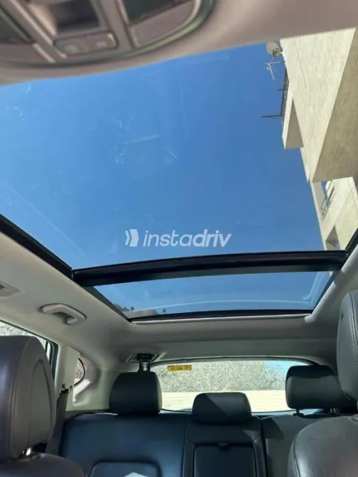 هيونداي توسان 2018 أبيض مستعملة للبيع - 1