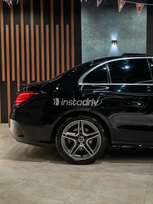 Mercedes C 200 2020 Black Used for Sale - 3