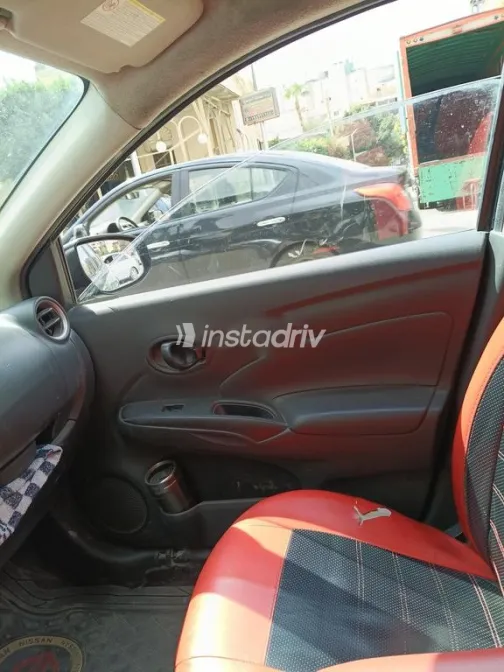 نيسان صنى 2019 أبيض مستعملة للبيع - 3