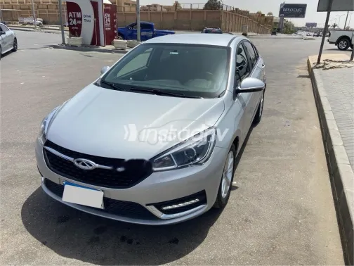 شيرى اريزو 5 2025 أبيض مستعملة للبيع - 3