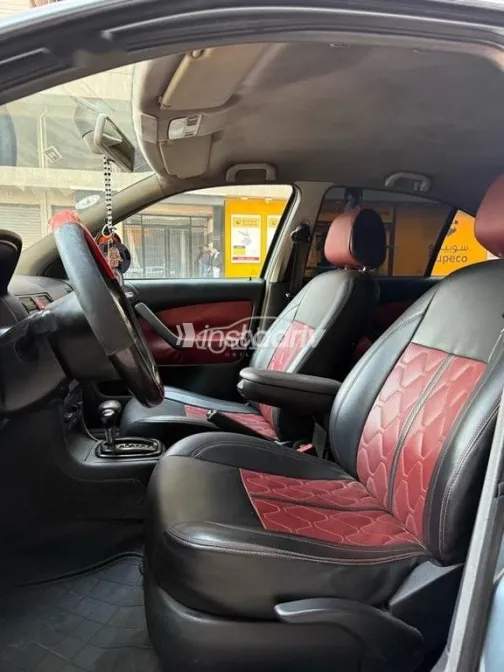 سكودا اوكتافيا 2003 أزرق غامق مستعملة للبيع - 4