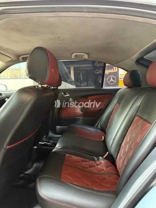 سكودا اوكتافيا 2003 أزرق غامق مستعملة للبيع - 5