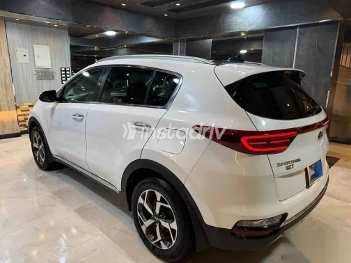 كيا سبورتاج 2020 أبيض مستعملة للبيع - 3