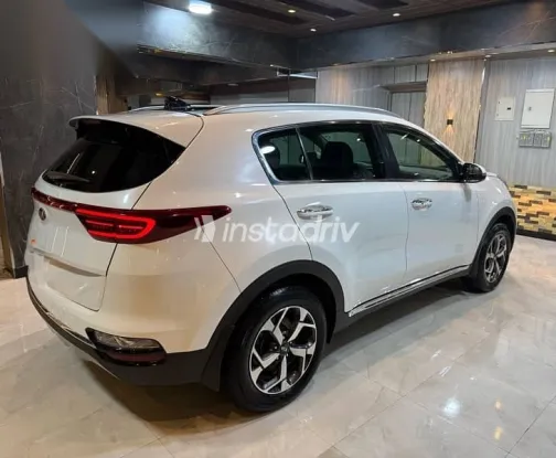 كيا سبورتاج 2020 أبيض مستعملة للبيع - 6