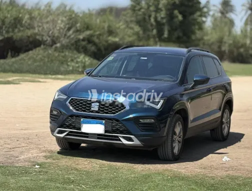 سيات اتيكا 2021 أبيض مستعملة للبيع - 1